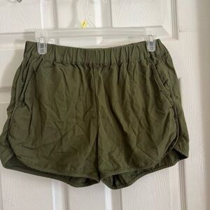Women’s xsmall Madewell cotton shorts with pockets, Hunter green